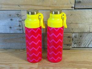 lot 75 image: Two (2) ROWING BLAZERS Pink & Yellow Chevron Water Bottles