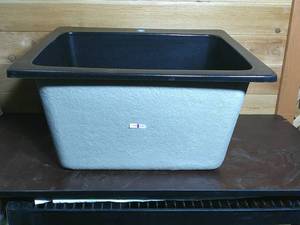 lot 163 image: 25 x 22 x 13 Fiber Glass Utility Tub- Some Cracks on Corners
