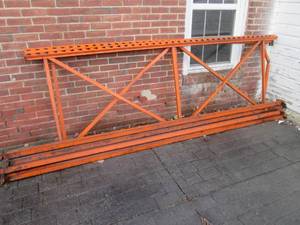 lot 212 image: (OUT) Pallet Racking 2 Uprights 42...