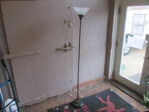 lot 218 image: (EW7) Floor Lamp - Works...