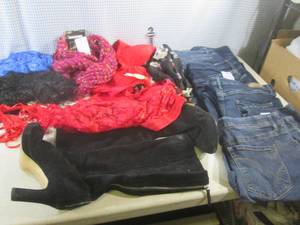 lot 295 image: (EW5) Jeans, Boots and Misc Accesso...