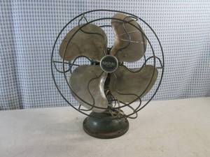 lot 304 image: (EC1) Vintage Signal Type 550A Elec...