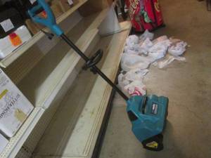 lot 305 image: (EW7) SnoWorks 26038 Electric Snow ...