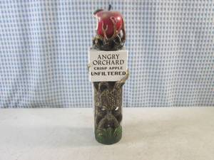 lot 33 image: (EW3) Angry Orchard Crisp Apple Unf...