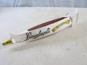 lot 49 image: (EW3) Leinenkugels Seasonal Beer T...