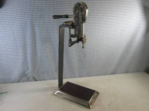lot 76 image: (CS) Grand Reserve Tabletop Wine Bo...
