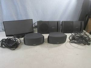 lot 80 image: (EW5) Bose Sound Dock, 2 Pair Bose ...