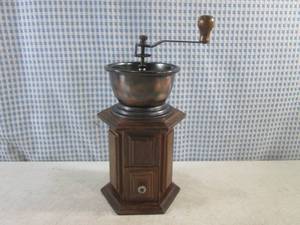 lot 82 image: (BSB) Vintage Small Coffee Grinder ...