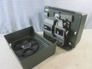 lot 90 image: (CS) Vintage Sears 8mm Motion Pictu...