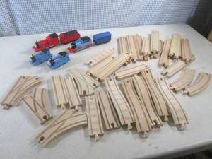 lot 102 image: (CS) Assorted Thomas The Train Engi...