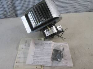 lot 109 image: (CS) Fasco AB-1 Air Booster - New w...