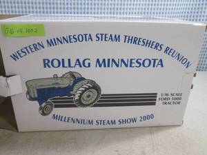 lot 112 image: (CS) Diecast Ford 5000 Tractor Repl...