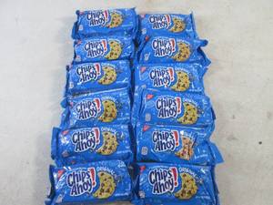 lot 355 image: (B-1) 12 Packs of 4 Chips Ahoy Cook...