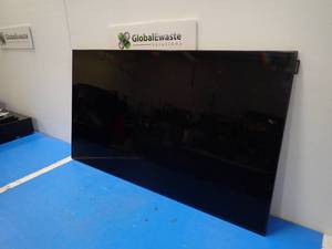 lot 2 image: Samsung&nbspLH46UEDPLGCZA TV  46 screen  Includes power cable  No remote