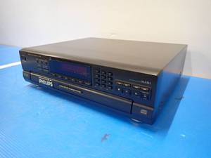 lot 5 image: Philips&nbspSL-PD8 Compact Disc Player  includes power cable