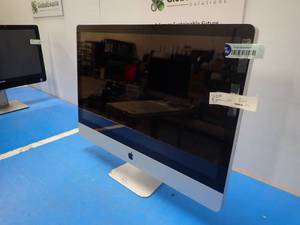 lot 52 image: Apple&nbspiMac11,3 A1312 MC510LLA AIO PC &nbspINTEL(R) CORE(TM) I3 CPU 550  3.20GHZ  4GB DDR3 SDRAM  500GB HDD  Includes IOS and Power Cable  Lots of blemishes on case