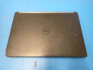 lot 85 image: Dell&nbspLatitude E5470 Laptop &nbspINTEL(R) CORE(TM) I5-6440HQ CPU  2.60GHZ  16GB DDR4 SDRAM  256GB SSD  14 screen with 800 x 600 Resolution  NO OS  No Cables