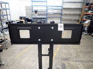 lot 88 image: Rolling TV Stand 