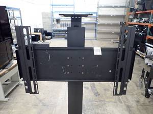 lot 89 image: Rolling TV Stand 