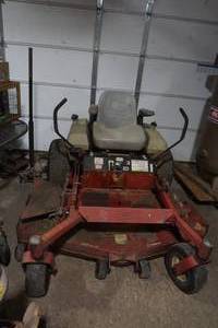 lot 2 image: Toro zero turn mower