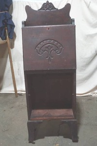lot 5 image: Vintage Secretary desk