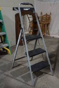 lot 38 image: step stool