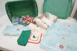 lot 67 image: Towels