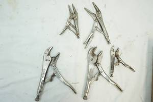 lot 72 image: Vise grips