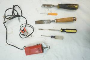 lot 76 image: Oregon chainsaw sharpener