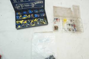 lot 81 image: Electrical hardware