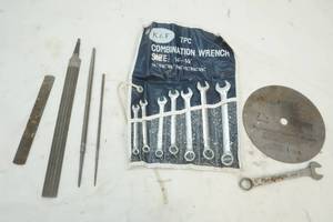 lot 83 image: K & F wrench set