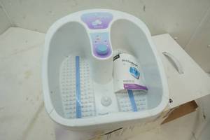 lot 97 image: Foot spa
