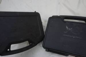 lot 103 image: Pistol cases