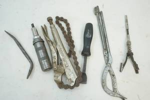 lot 112 image: tools