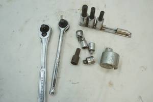 lot 136 image: ratchets