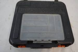 lot 153 image: Black and Decker, 18v