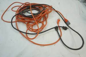 lot 159 image: Extension cords
