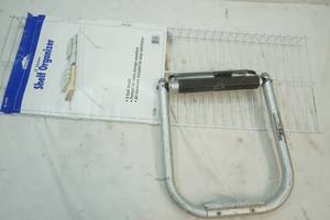 lot 166 image: Shelf organizer and step