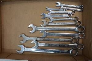 lot 185 image: Combination wrenches