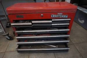 lot 190 image: Craftsman tool chest