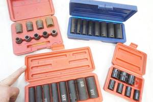 lot 191 image: Deep sockets in cases