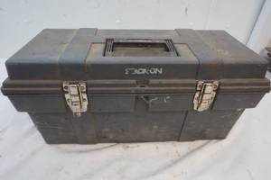 lot 225 image: Stack On tool box