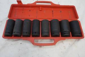 lot 229 image: Deep sockets, 34
