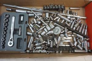 lot 238 image: sockets