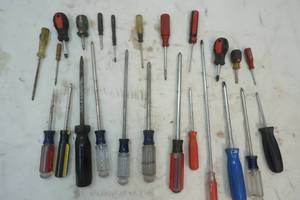 lot 258 image: Screwdrivers