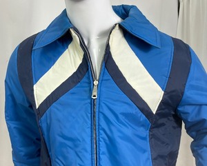 lot 38 image: Vintage Montgomery Wards Ski Jacket