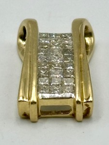 lot 46 image: Gorgeous 14K Gold and Diamond Pendant