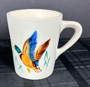 lot 205 image: Mallard and Canada Goose Mugs by Stangl Pottery