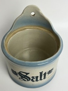lot 182 image: Vintage Salt Crock