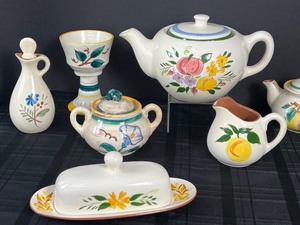 lot 179 image: Variety of Vintage Stangl Pottery Pieces including a Teapot, Cream and Sugar Containers and More